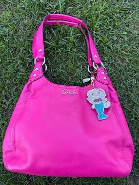 Vintage Hot Pink Coach Leather Shoulder Bag
